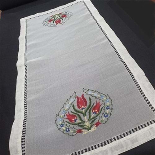 EL İŞİ KANAVİÇE İPEK ÖRTÜ 50*100 CM